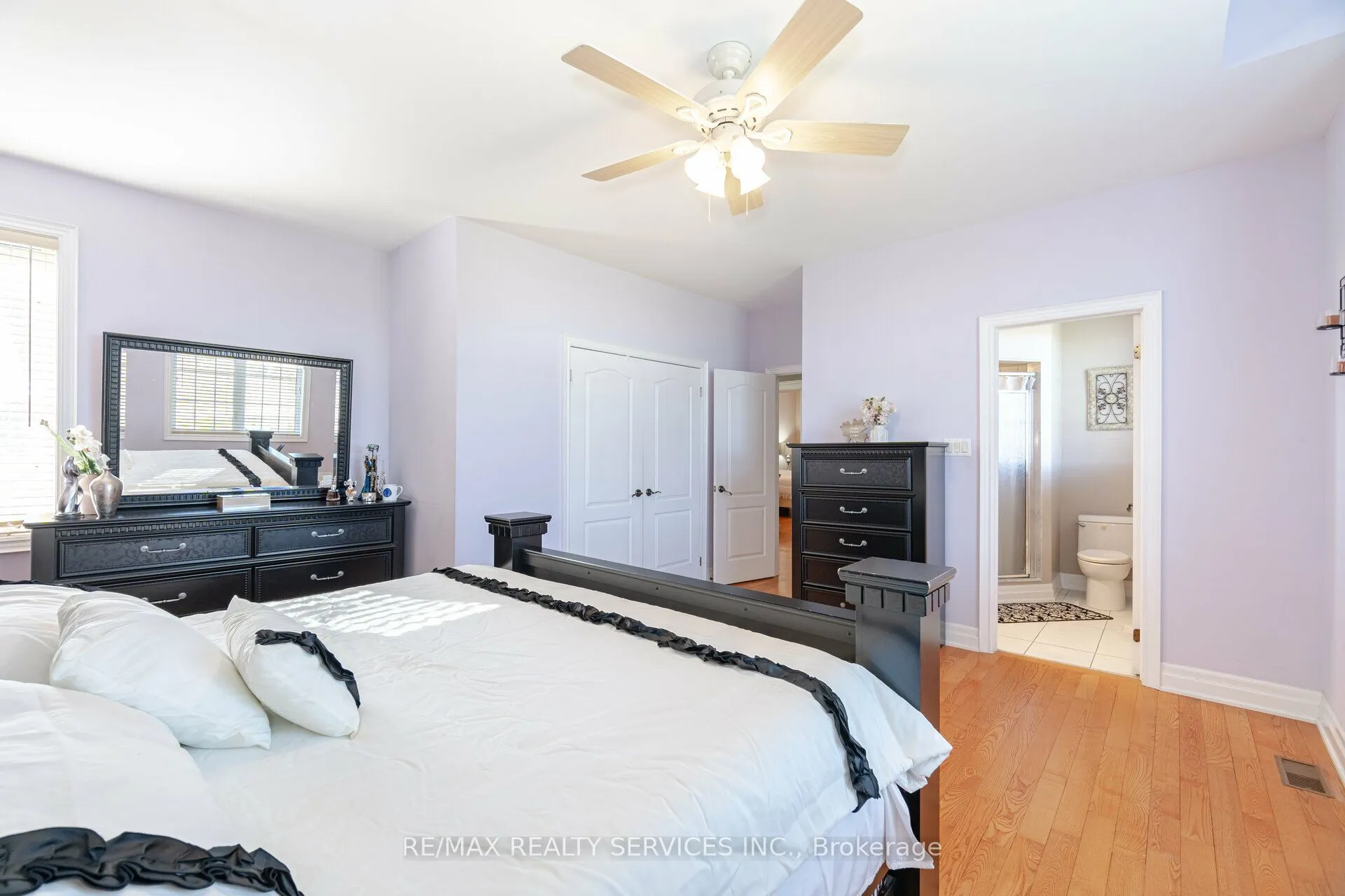 5 Farina Drive, Brampton, ON L6P 0E3