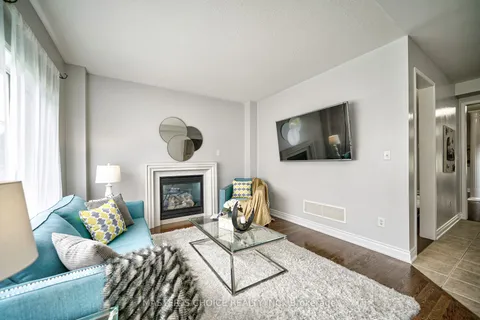 3315 Ruth Fertel Dr, Mississauga, ON L5M 0H5