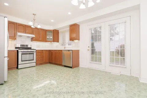 86 Native landing Dr, Brampton, ON L6X 5A7