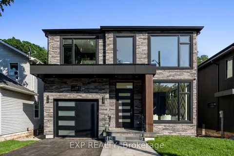 144 Stewart St, Oakville, ON L6K 1X9