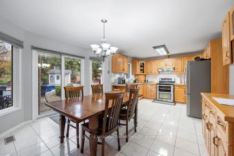 13 Mckee Dr, Caledon, ON L7C 1G8