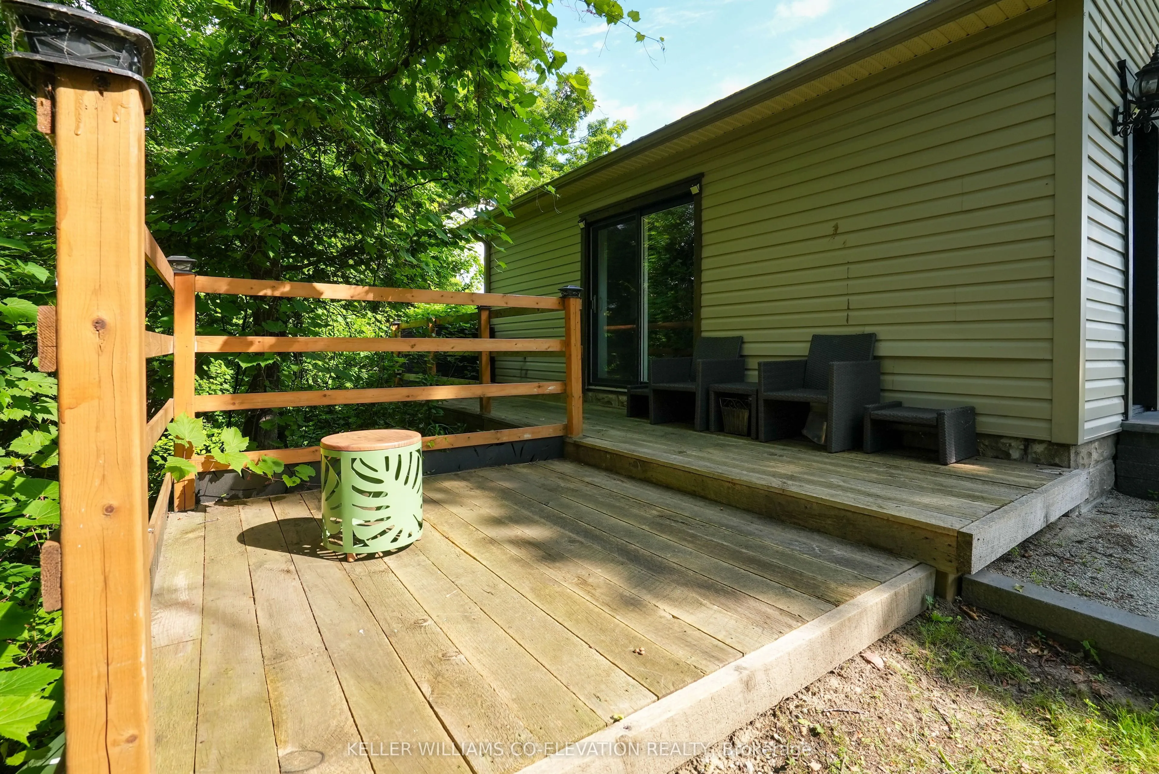 1136 Bronte Road, ON L6M 4G4