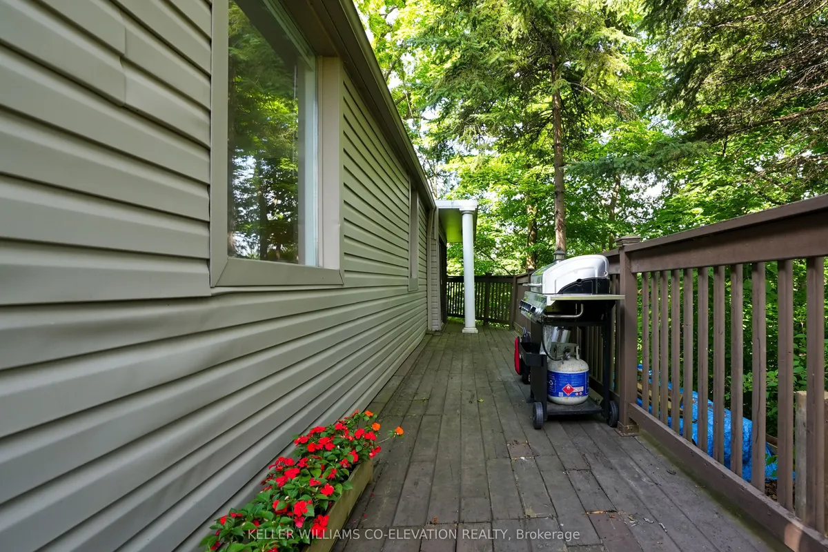 1136 Bronte Road, ON L6M 4G4