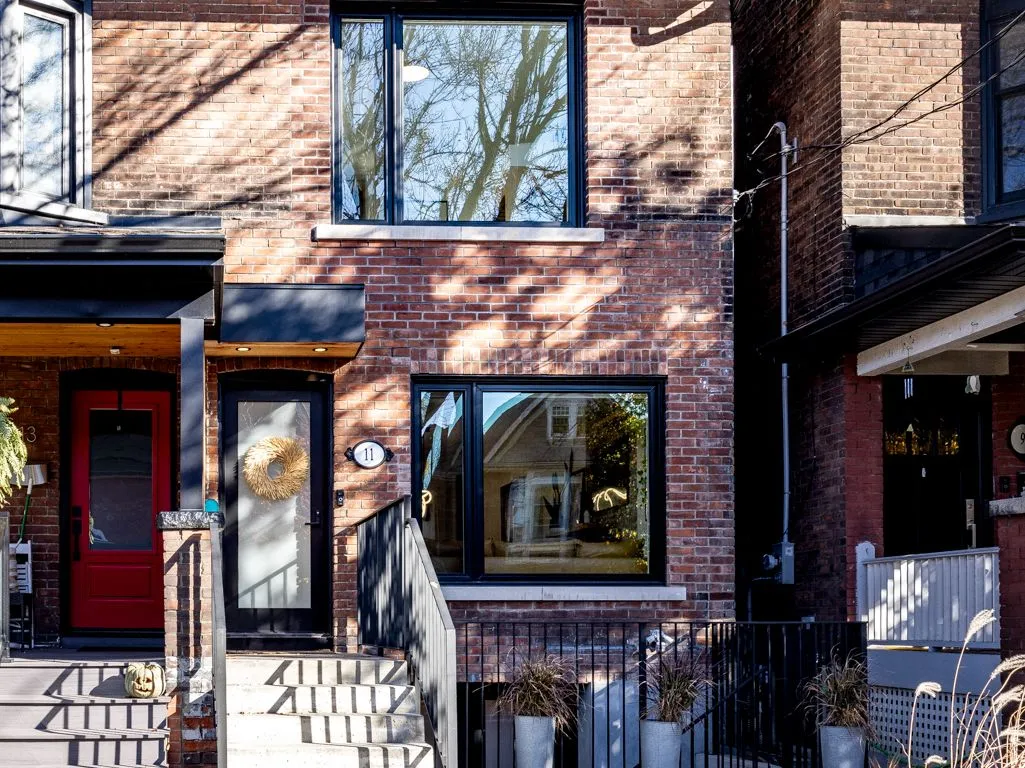 11 Prince Rupert Ave, Toronto, ON M6P 2A8