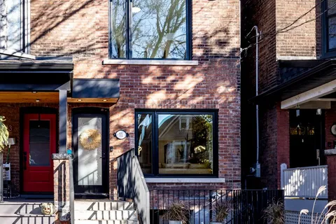 11 Prince Rupert Ave, Toronto, ON M6P 2A8