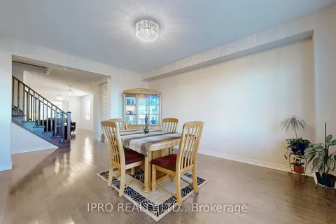 24 Bannister Cres, Brampton, ON L7A 0G2