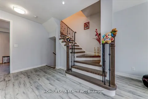 40 Arizona Dr, Brampton, ON L6Y 0T6