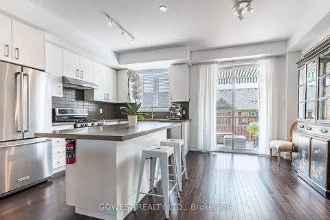 396 Belcourt Common, Oakville, ON L6H 0R1