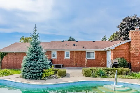 9779 Heritage Rd, Brampton, ON L6X 0C6