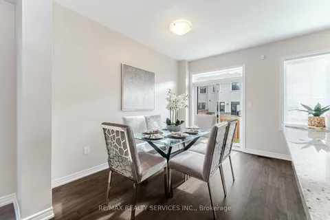 322 Bonnieglen Farm Blvd, Caledon, ON L7C 4E7