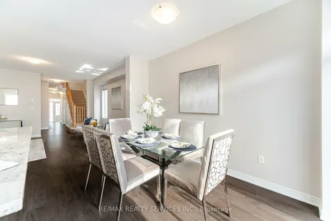 322 Bonnieglen Farm Blvd, Caledon, ON L7C 4E7