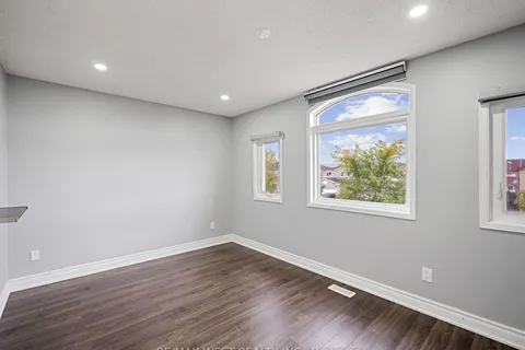 126 Sandmere Ave, Brampton, ON L6Z 4A3