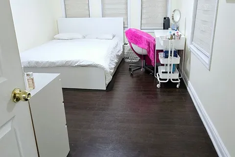 19 Garibaldi Dr, Brampton, ON L6X 4Y7