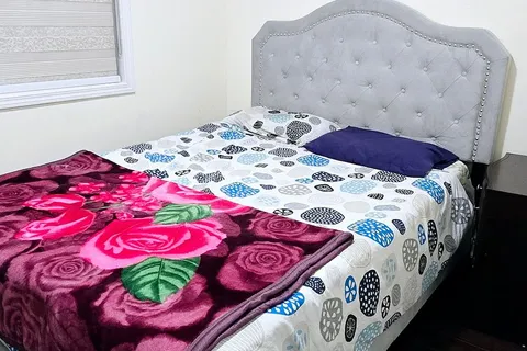 19 Garibaldi Dr, Brampton, ON L6X 4Y7