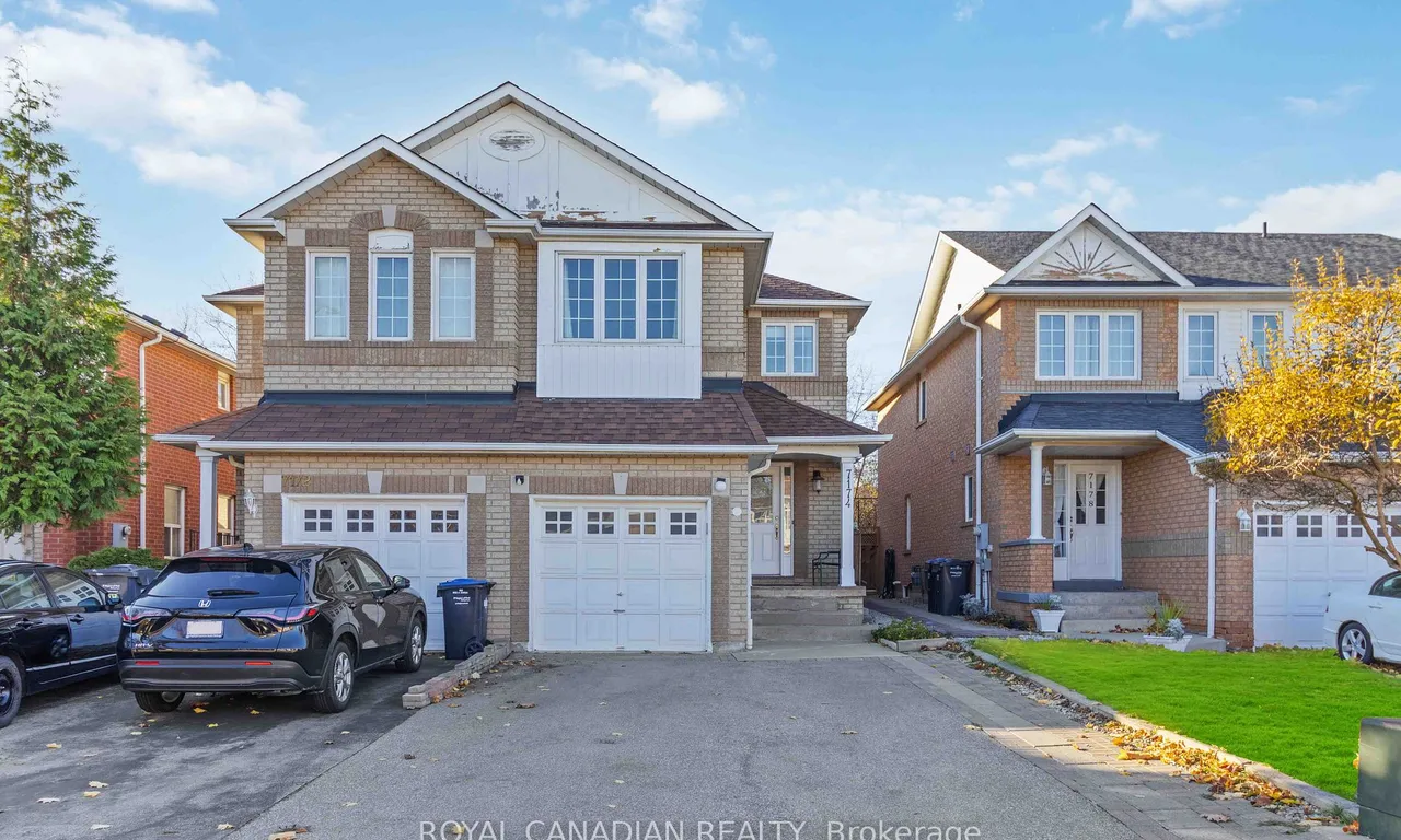 7174 Frontier Rdge, Mississauga, ON L5N 7R2