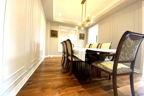 115 Kaitting Tr, Oakville, ON L6M 0T6