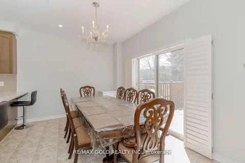 40 Stephanie Ave, Brampton, ON L6Y 0R8