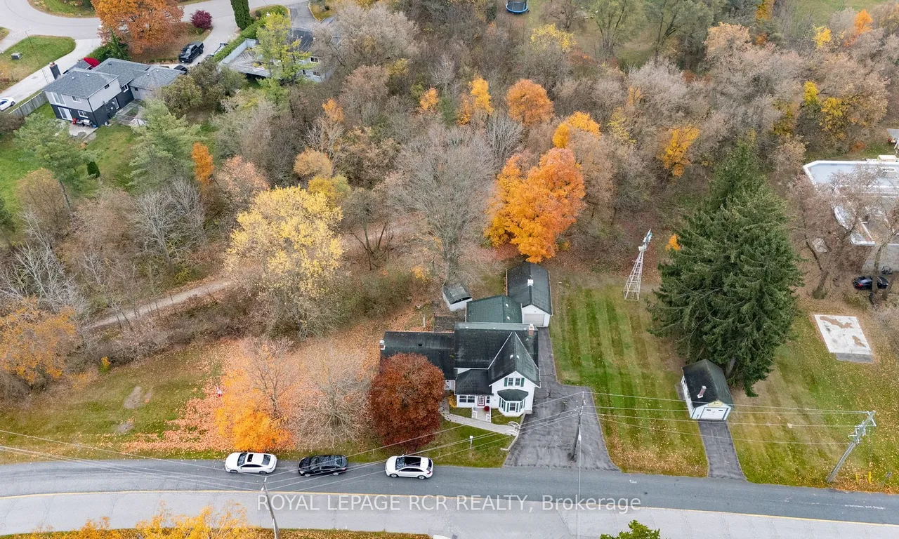 33 Pine Ave, Caledon, ON L7E 0L7