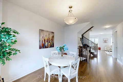 1407 William Halton Pkwy, Oakville, ON L6M 5N8
