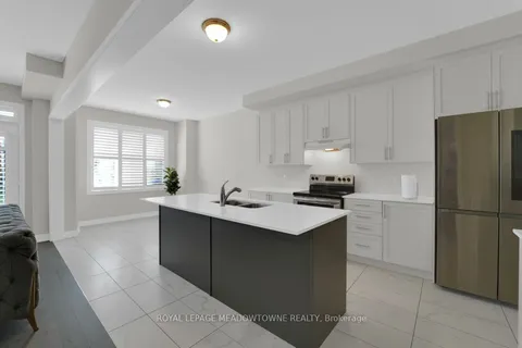 636 Leatherleaf Landing, Milton, ON L9T 7E7