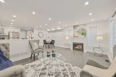 24 Mannel Cres, Brampton, ON L6Y 5E2