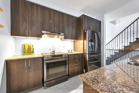 429 Rivermont Rd, Brampton, ON L6Y 6C5