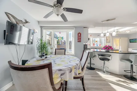 106 Acton Blvd, Halton Hills, ON L7J 2H7