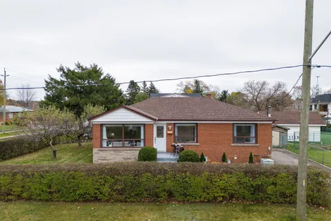 426 Brookside Dr, Oakville, ON L6K 1R1