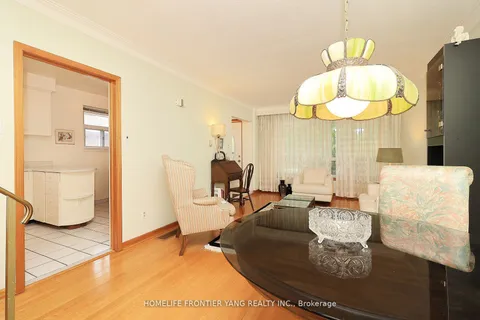 49 Graystone Gdns, Toronto, ON M8Z 3C2