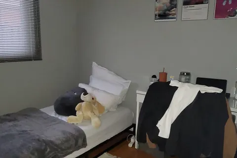 31 St Lucie Dr, Toronto, ON M9M 1S9