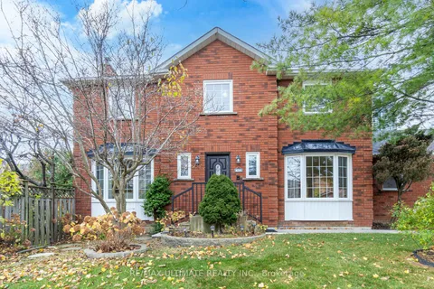 431 Commonwealth Circ, Mississauga, ON L5B 3V7