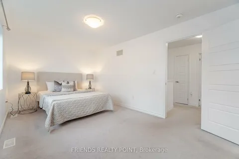 110 Bond Head Crt, Milton, ON L9E 1G5