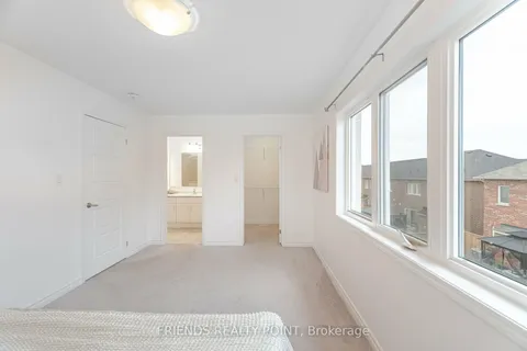 110 Bond Head Crt, Milton, ON L9E 1G5
