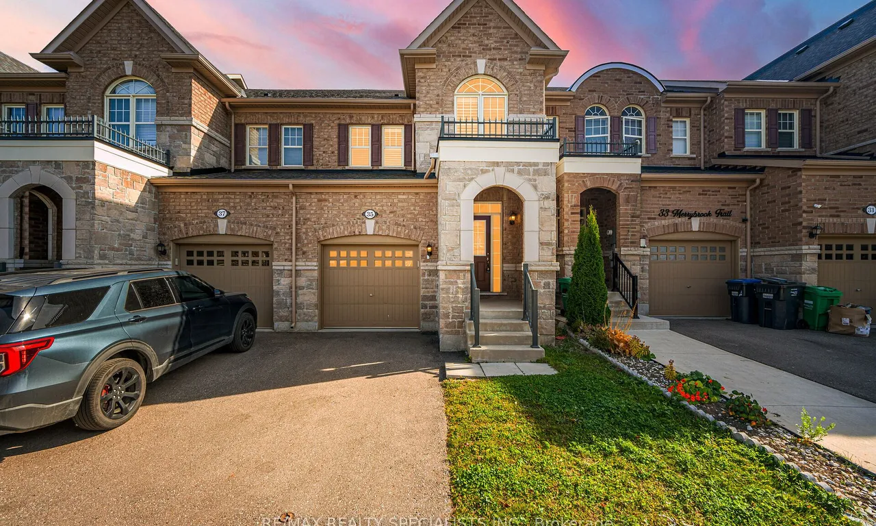 35 Merrybrook Tr, Brampton, ON L7A 4W1
