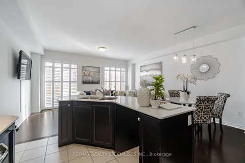 35 Merrybrook Tr, Brampton, ON L7A 4W1
