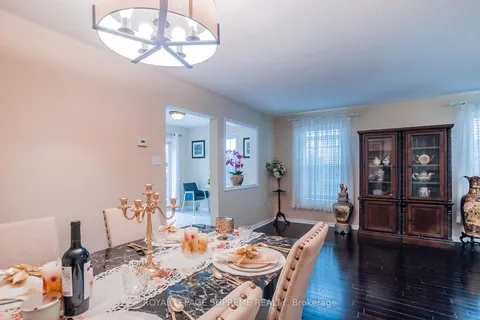 3857 Milkwood Cres, Mississauga, ON L5N 8H5