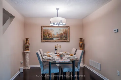 3857 Milkwood Cres, Mississauga, ON L5N 8H5