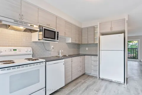 13 Normandy Pl, Oakville, ON L6K 1R9