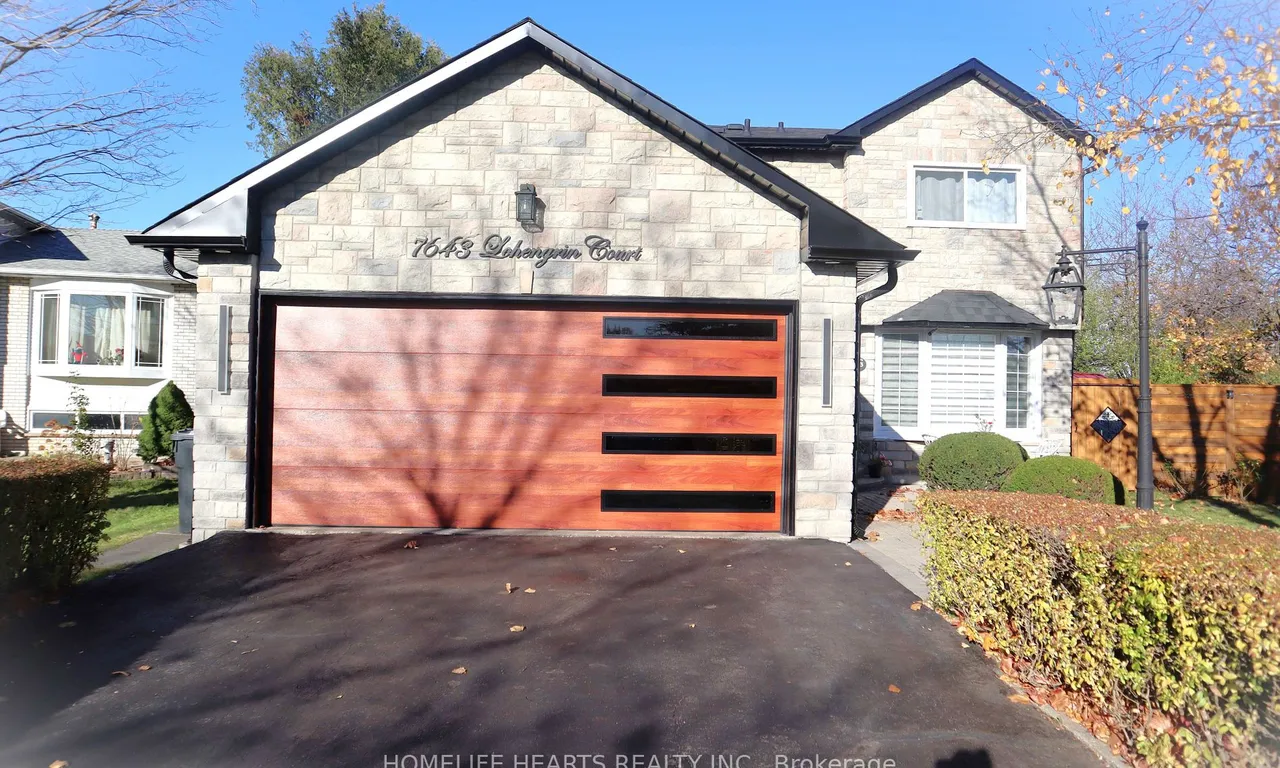 7643 Lohengrin Crt, Mississauga, ON L4T 3J1