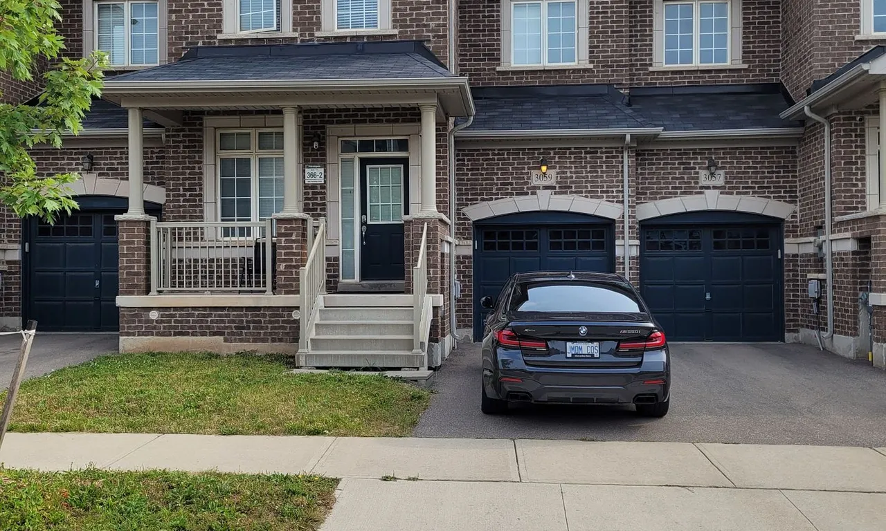 3059 Postridge Dr, Oakville, ON L6H 0S1