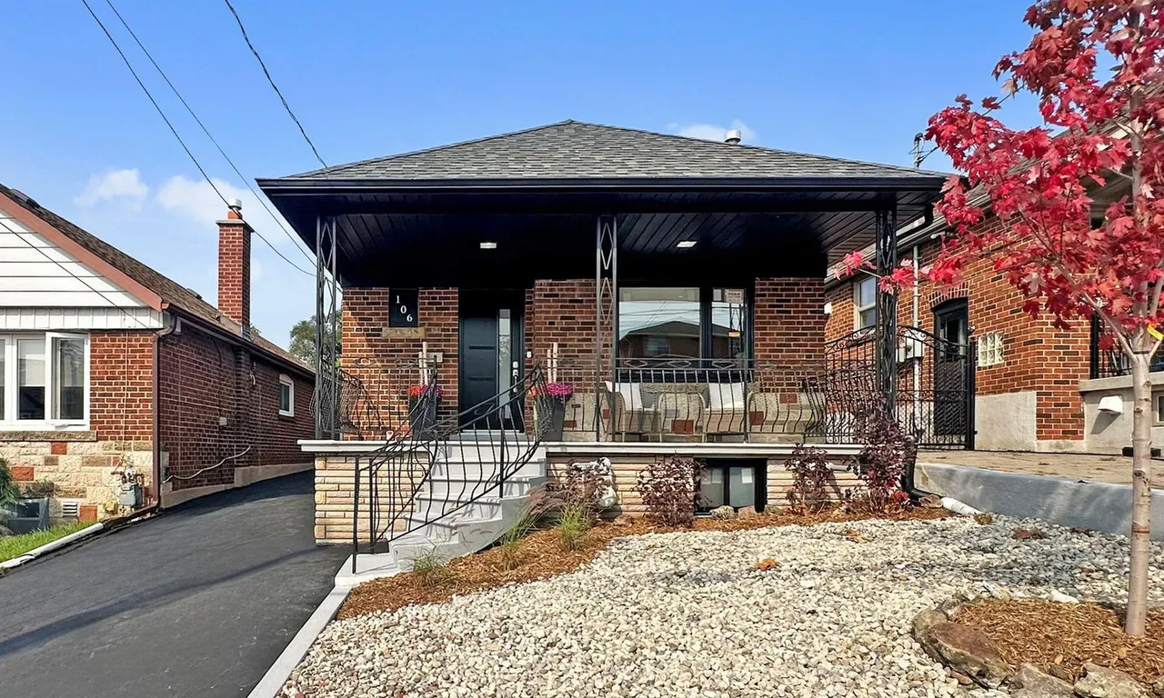 106 Cameron Ave, Toronto, ON M6M 1R3