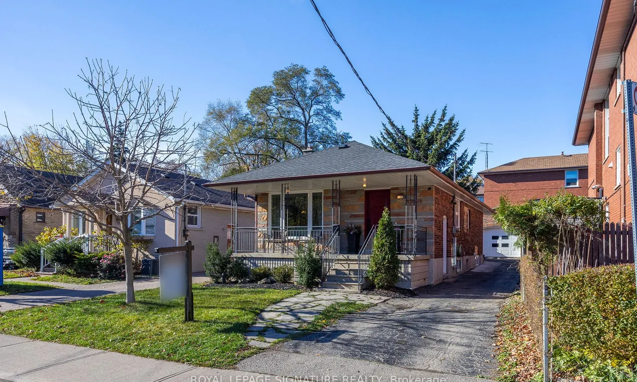 16 Stanley Ave, Toronto, ON M8V 1N1