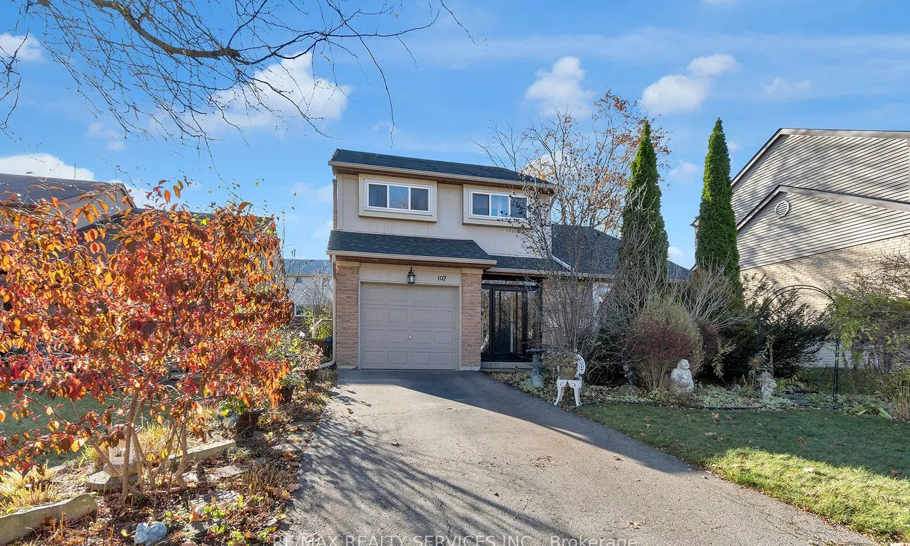 107 Royal Palm Dr, Brampton, ON L6Z 1P4