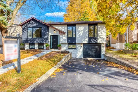 2243 Ingersoll Dr, Burlington, ON L7P 3L1