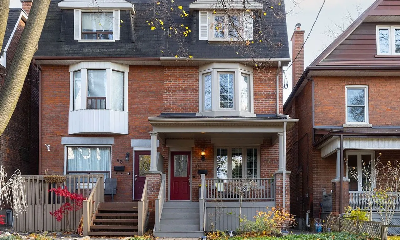 61 Fairview Ave, Toronto, ON M6P 3A3