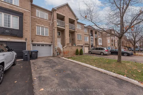 33 Cedarvalley Blvd, Brampton, ON L7A 2C2