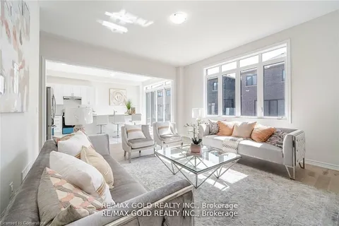 27 Lippa Dr, Caledon, ON L7C 4M3