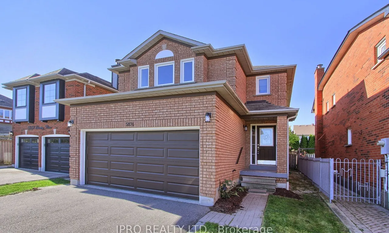 5874 Chorley Pl, Mississauga, ON L5M 5L7