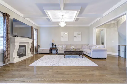 20 Ladbrook Cres, Brampton, ON L6X 0Y9