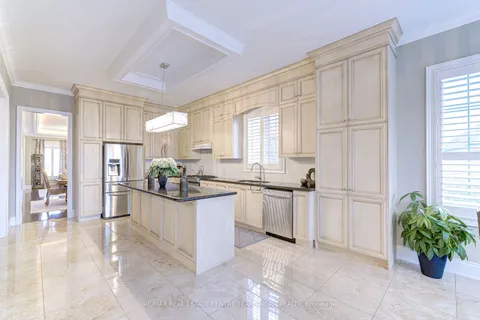 20 Ladbrook Cres, Brampton, ON L6X 0Y9